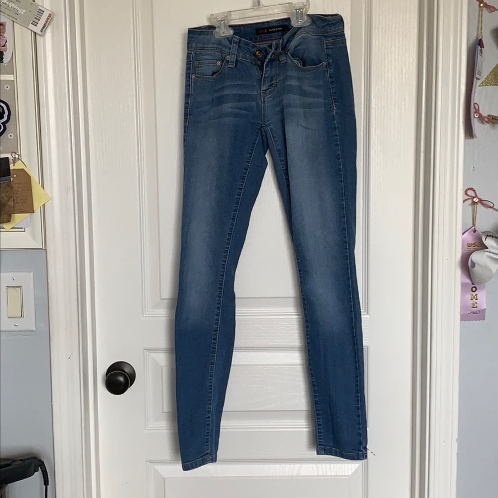 Light jeans